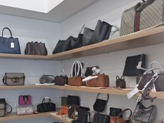 -海星奢选二手奢侈品手表包包鉴定回收寄卖(墨玉南路店)