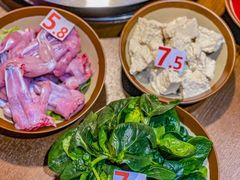 -红牌美蛙鱼头火锅(万辉国际广场店)