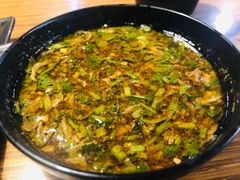 -陆记牛庄·碳锅龙虾烧烤(爱上花园店)