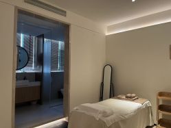 -娜芙缇缇med spa