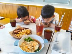 -维园港式茶餐厅(龙岗盛平店)