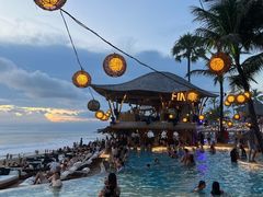 -FINNS Beach Club
