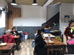 大堂-清真石家包子(大皮院总店)