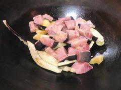 -王老六铁锅炖鱼(华阳路店)