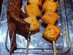 烤鱼豆腐-玫瑰红烤羊排(北新桥三条店)