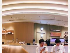 -星巴克臻选(上海陆家嘴中心店)