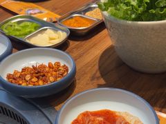 -明洞阿姨·韩式酱蟹烤肉·创意料理(三元桥店)