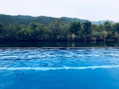 -水底山庄园温泉