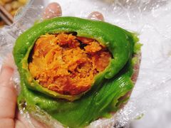 蛋黄肉松青团-许阿姨糕团店(南京总店)