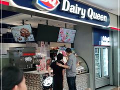 门面-DQ·蛋糕·冰淇淋(周浦万达店)