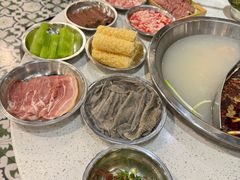 -老成都市井火锅阿泥頭火锅公司(海宁长安佳源中心广场店)