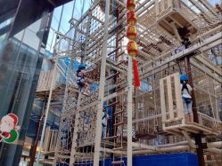 -PIPIKINGDOM皮皮王国欢乐号(欢乐海岸购物中心店)