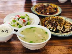 -温记府廟豆汤饭·始于1955年(海椒店)