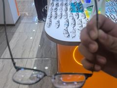 -现代眼镜批发城(台东三路店)