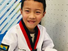 -金载勋跆拳道场(玲东花园店)