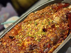 鱼香烤鱼-江边城外烤全鱼(世茂广场店)