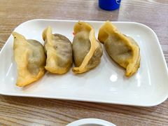 -珊珊小笼馆(仙霞路店)