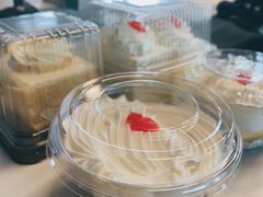 -红宝石·鲜奶小方·海派西点房(金杨店)