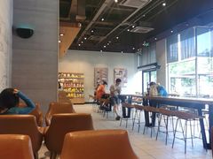 大堂-星巴克(深圳龙岗广百店)
