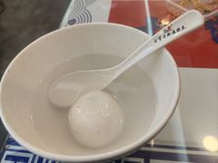 芝麻汤团-七宝老街汤团店(七宝一店)
