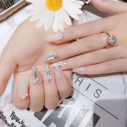 -慕拉美甲美睫皮肤管理