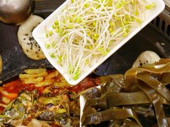 -丹水桥地锅鱼·翘嘴鲌·地方特色全鱼宴(丹江口大坝店)