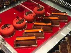 -Salon de The de Joel Robuchon(外滩18号店)