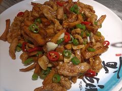 -大胡同天津菜·海肠捞饭·津门皮皮虾锅贴一绝(西姜井店)