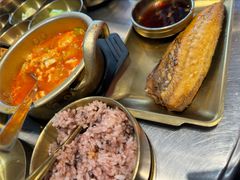 -釜山火炉·海鲜烤肉(紫藤路店)