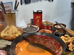 -谭记重庆老火锅(总店)