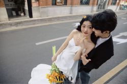 -MAO亲爱的猫婚纱摄影工作室