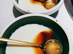 焦糖豆花-江湖小牛·水煮牛排火锅(欧亚新生活购物广场店)