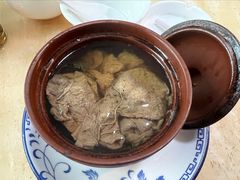 川贝枇杷叶炖猪胎盘-华哥新鲜猪精品美食