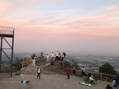 -鬼笑石后山停车场