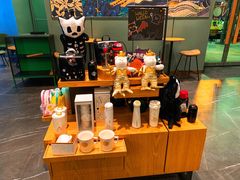 零售区-星巴克臻选(湛江鼎盛广场店)