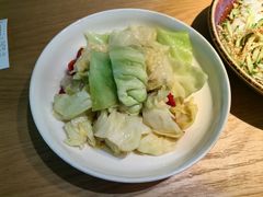 辣皮子炝莲白-纳鲁孜·新疆特色餐厅(上海悦荟广场店)