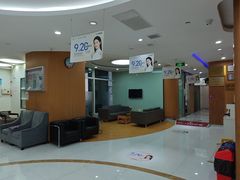 -雅悦齿科(顾村公园店)