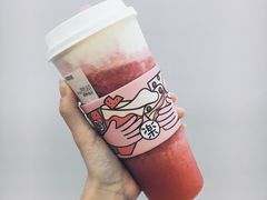 草莓酪酪-LELECHA乐乐茶(美罗城店)
