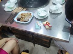 -屯老二农家铁锅炖·行业领军者(梅江店)