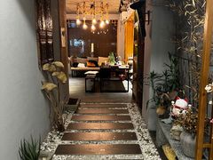 -泰·菩提树下[泰式按摩x精油SPAx肩颈头疗](新景店)
