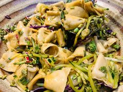 油泼香椿莜面-西贝莜面村(上海百联西郊店)