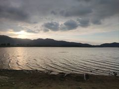 -四明湖