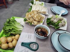 -御味老北京羊蝎子火锅&特色龙虾(菜场路店)