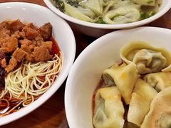 -潘国仙耳光馄饨(黄家阙路店)