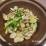 中秋第二天，继续扶墙[糖果]