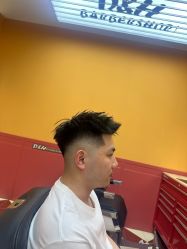 -Devilhands Barbershop男士理容店