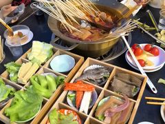 -娜姐鲜牛肉串串火锅(藏龙岛店)