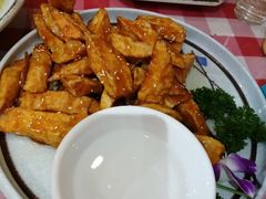 拔丝地瓜-东北哈尔滨酱骨头馆房掌柜铁锅炖