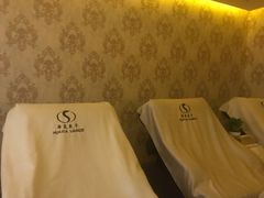 -华夏良子·足道SPA艾灸(三里屯店)