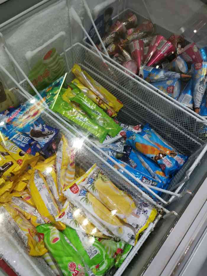 上海铁军冷饮批发(周浦店)-"这家店的营业员很恶心,素质超级差我买的